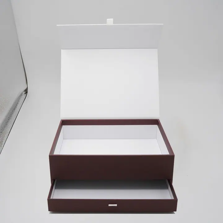Magnetic Sliding Drawer Gift Box – view 2